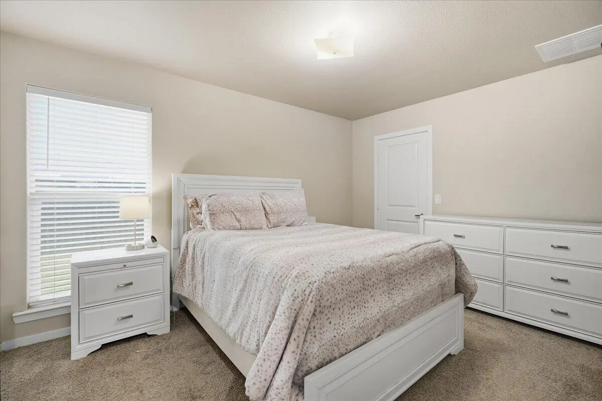 Photo 12 — 7511 27th Street, Lubbock, TX 79407