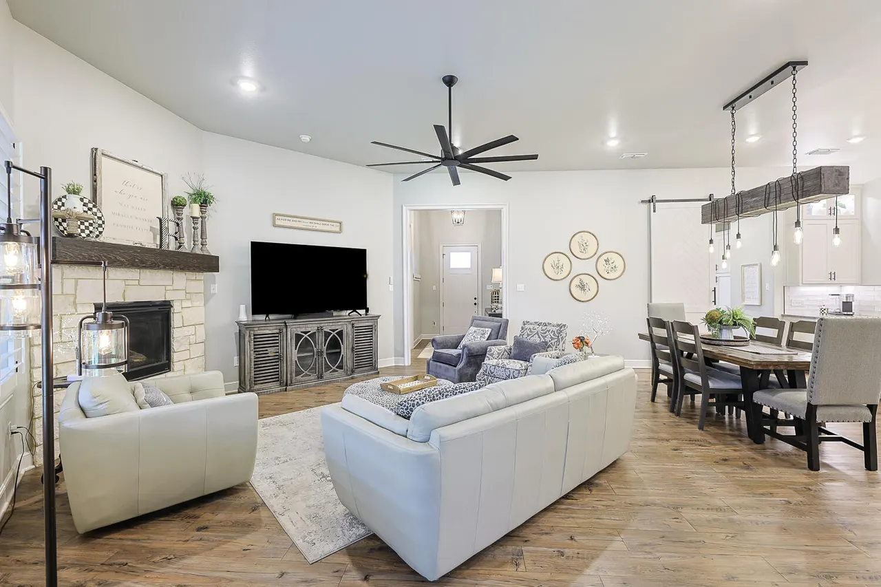 Photo 11 — 614 Calvin Drive, Wolfforth, TX 79382