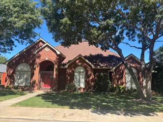 Sold home at 4810 101st Street