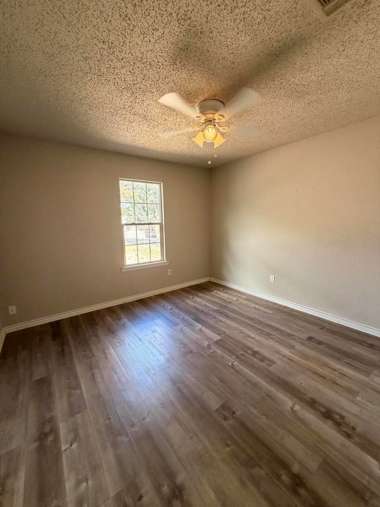 Photo 10 — 2707 92nd Street, Lubbock, TX 79423