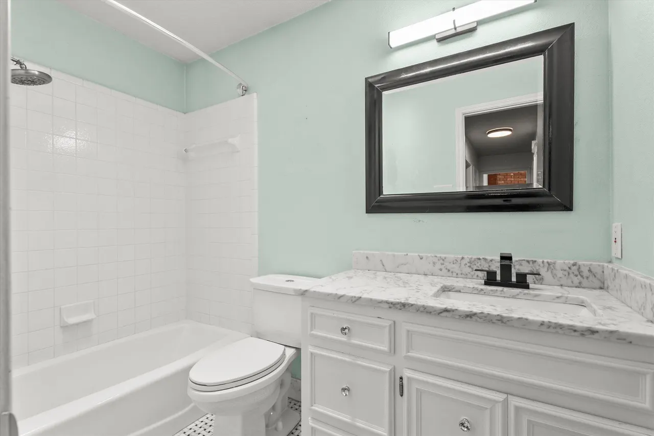 Photo 17 — 2320 94th Street, Lubbock, TX 79423
