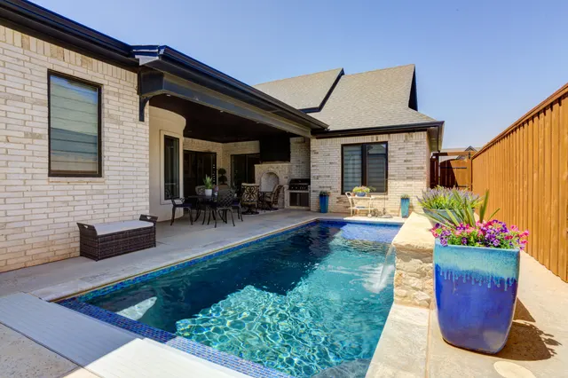 Photo 3 — 7605 54th Street, Lubbock, TX 79407