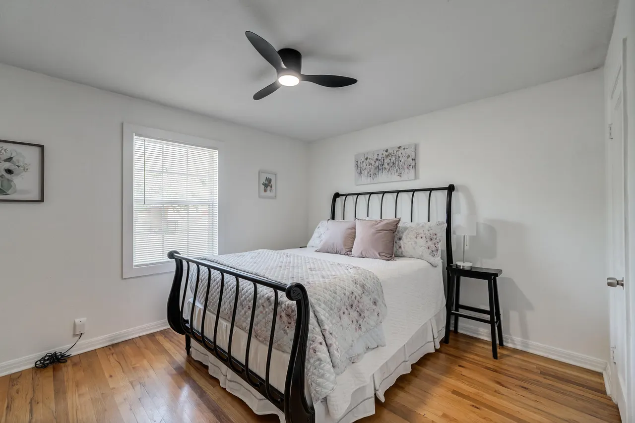 Photo 4 — 2701 33rd Street, Lubbock, TX 79410