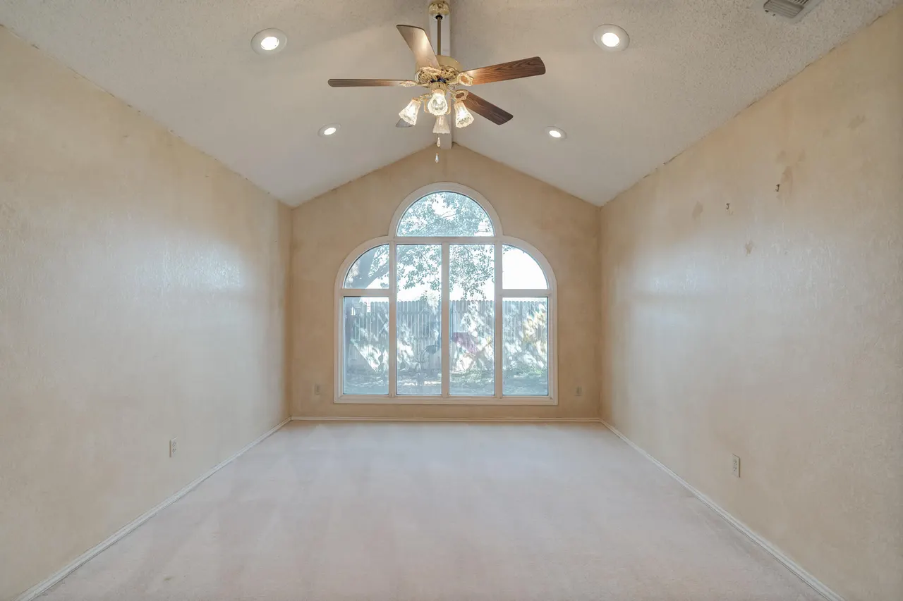 Photo 9 — 1725 E Broadway Street, Brownfield, TX 79316