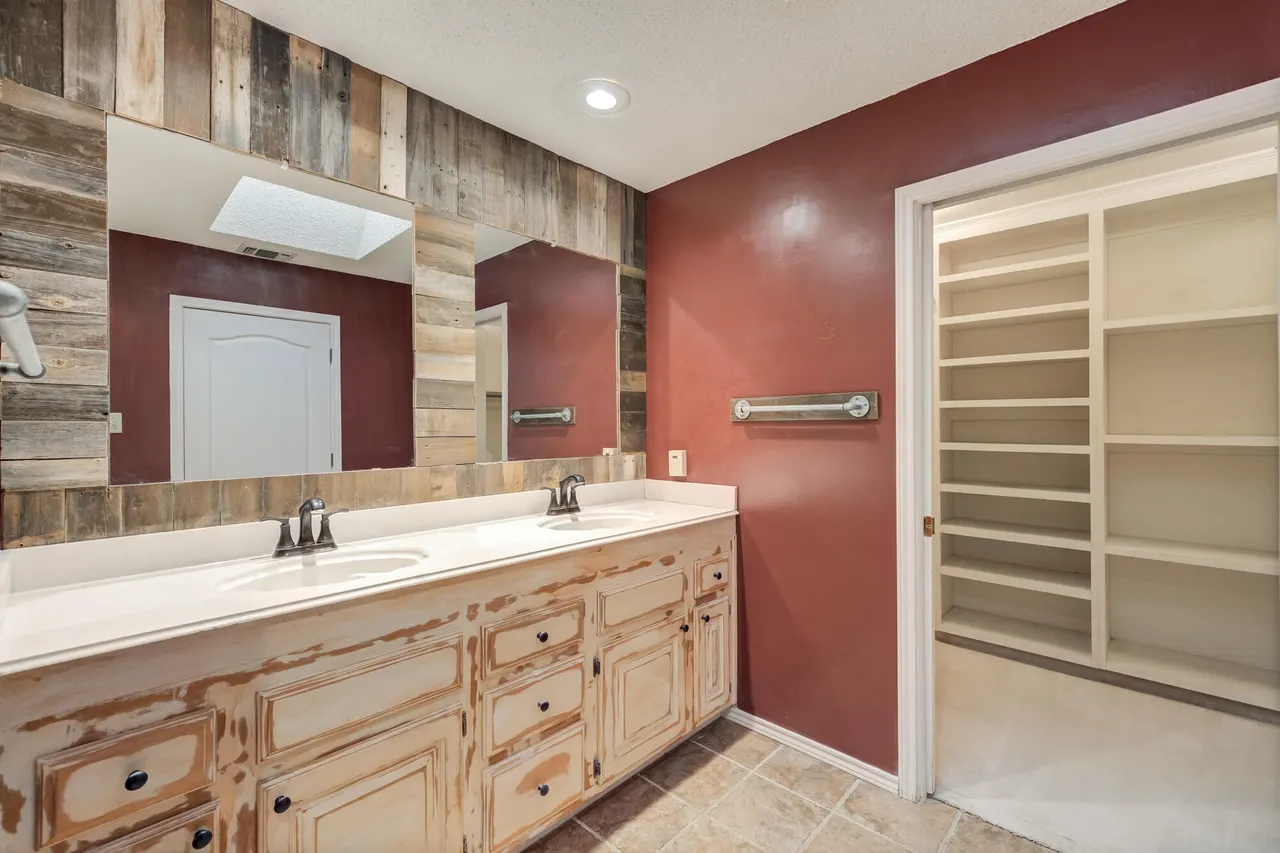 Photo 20 — 1725 E Broadway Street, Brownfield, TX 79316