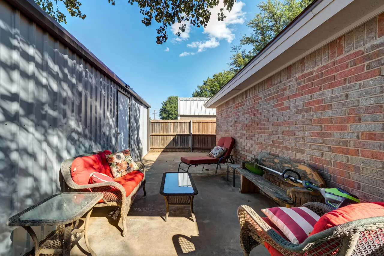 Photo 38 — 1725 E Broadway Street, Brownfield, TX 79316