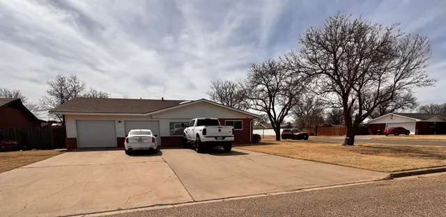 Photo 6 — 1720 Canyon Street, Plainview, TX 79072