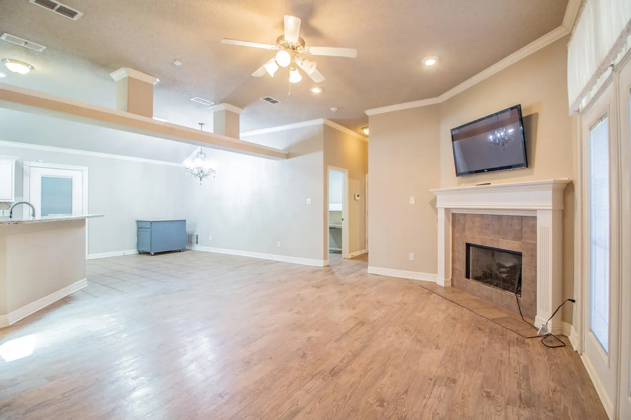 Photo 6 — 6537 8th Street, Lubbock, TX 79416