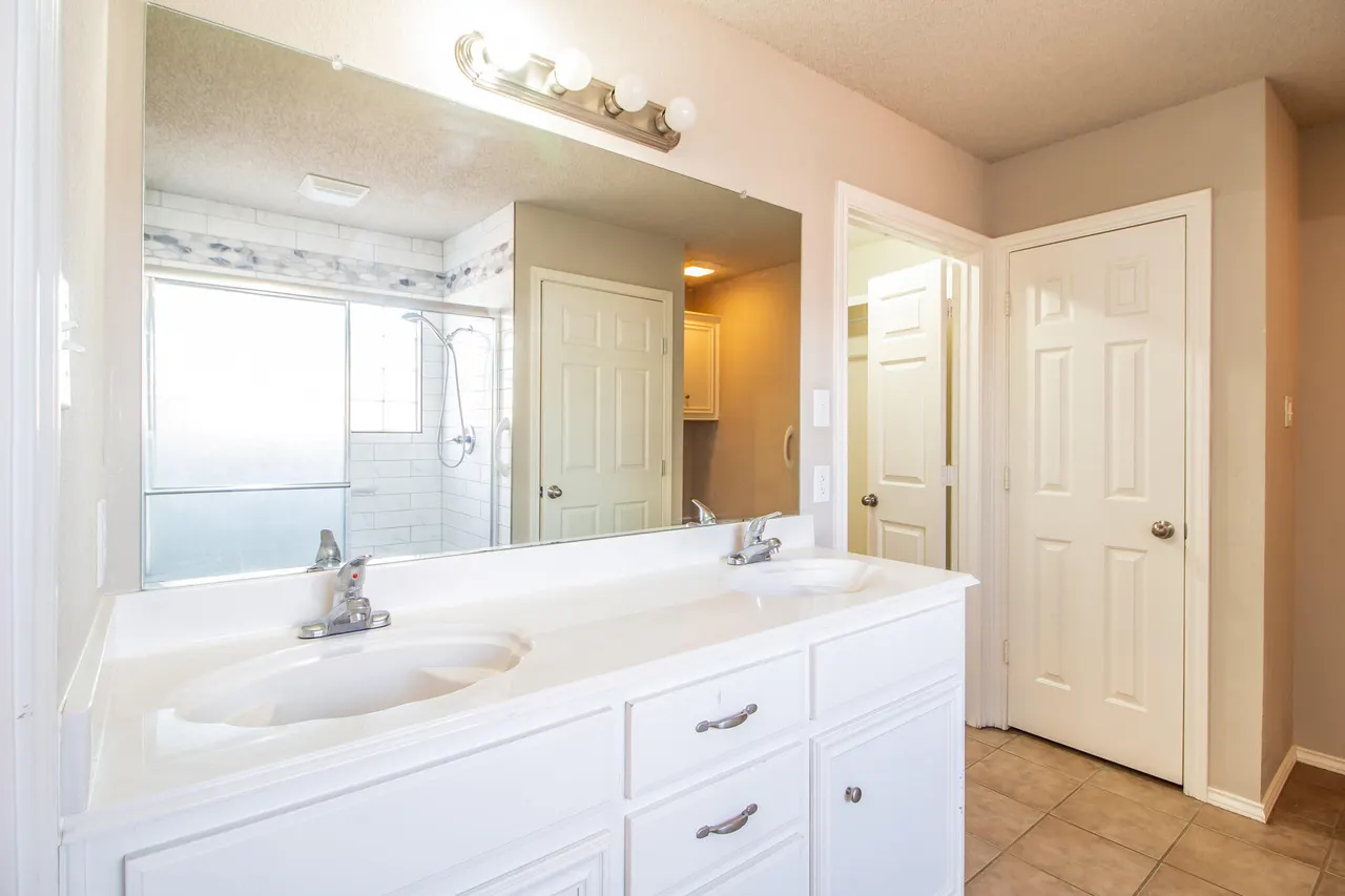 Photo 17 — 6537 8th Street, Lubbock, TX 79416