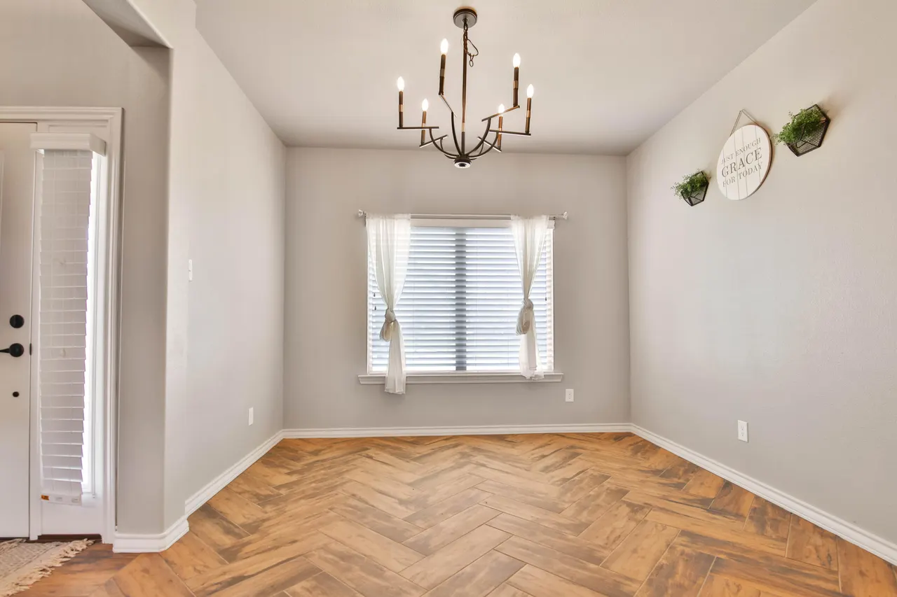 Photo 6 — 9608 Kewanee Avenue, Lubbock, TX 79424