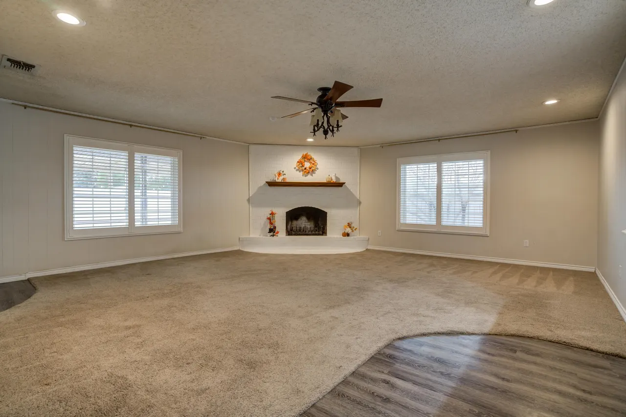 Photo 5 — 1410 2nd Street, Plains, TX 79355