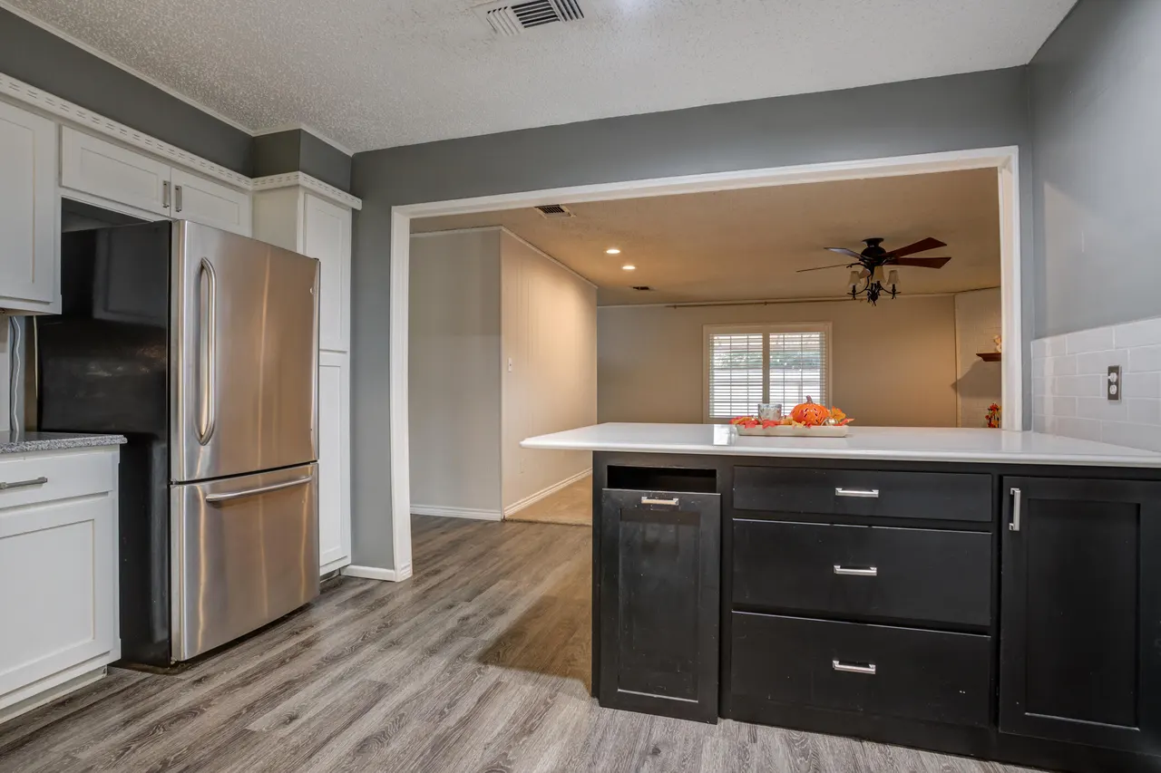 Photo 16 — 1410 2nd Street, Plains, TX 79355