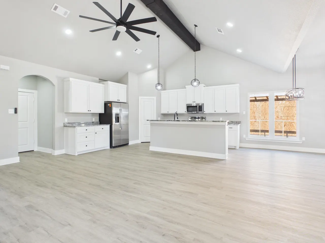 Photo 8 — 7014 18th Place, Lubbock, TX 79416