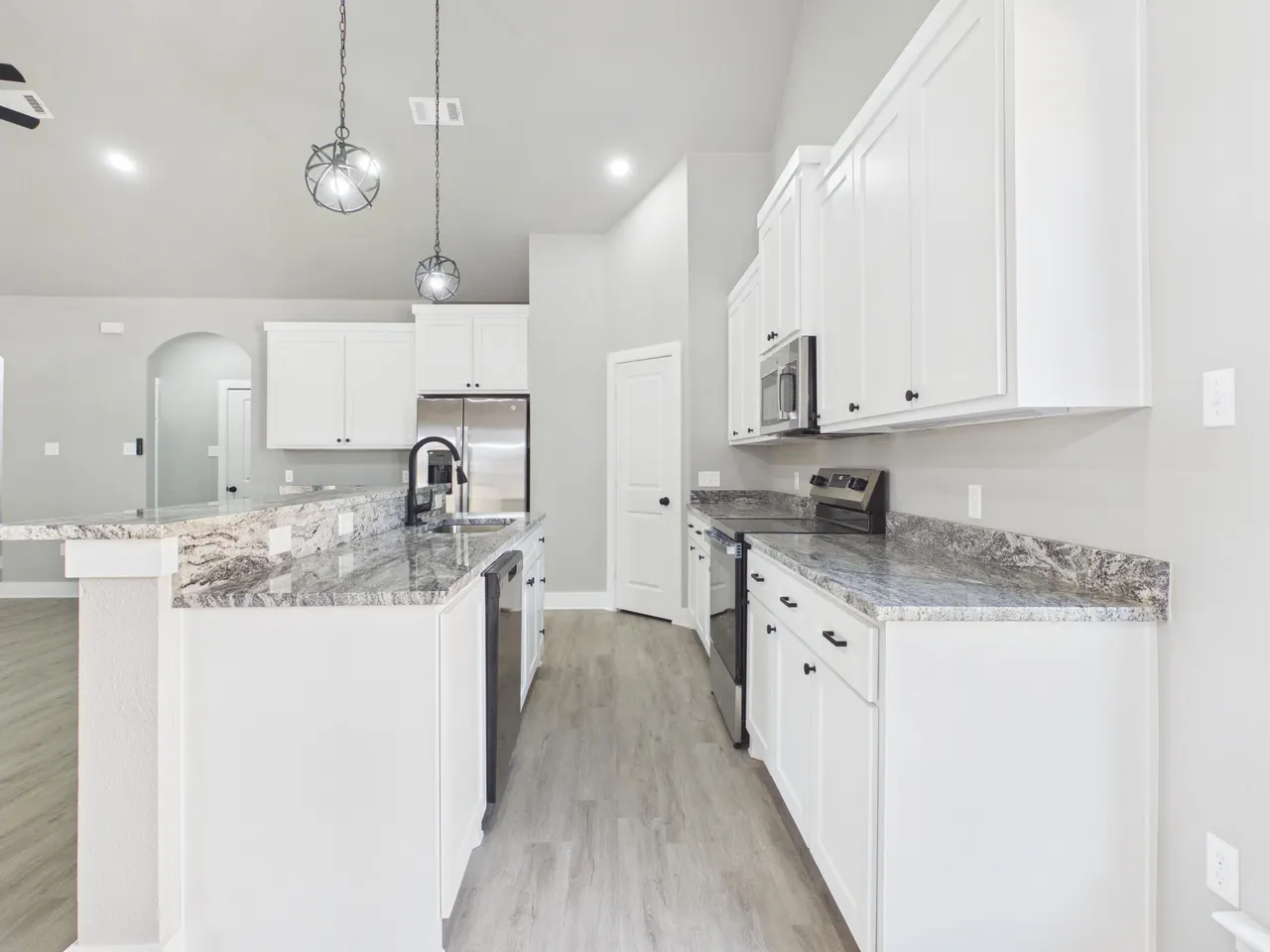 Photo 10 — 7014 18th Place, Lubbock, TX 79416