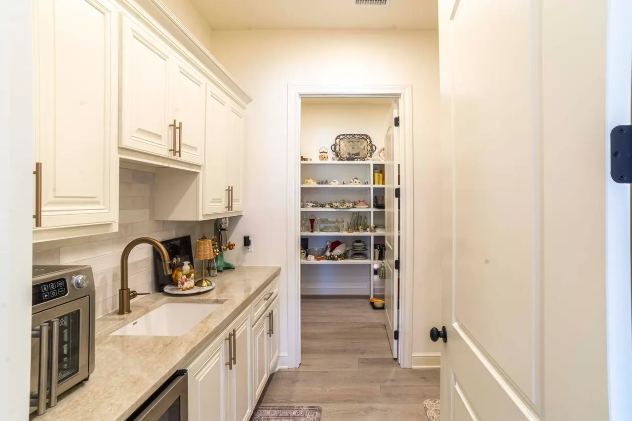 Photo 11 — 11907 Winston Avenue, Lubbock, TX 79424