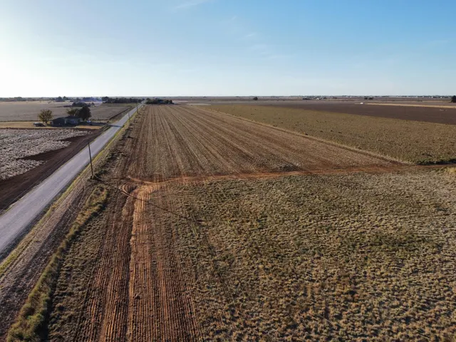 Photo 3 — 6667 Tiger Road, Ropesville, TX 79358