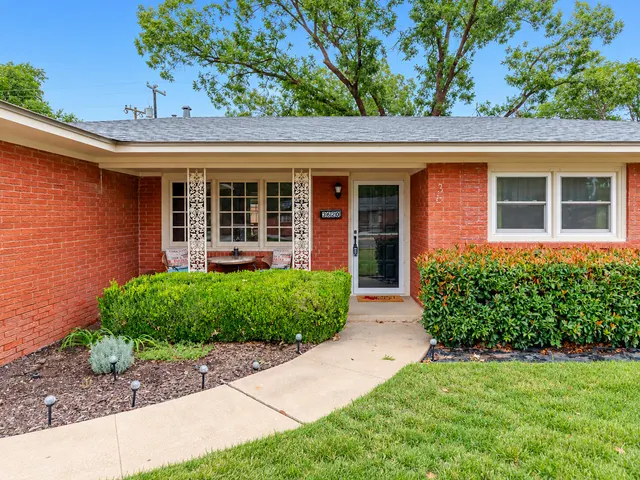 Photo 2 — 3620 61st Street, Lubbock, TX 79413