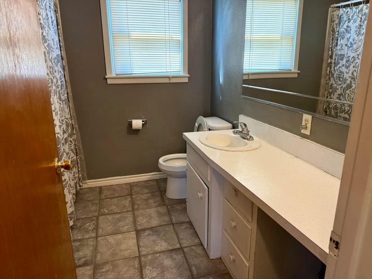 Photo 8 — 308 S Ayrshire Avenue, Crosbyton, TX 79322