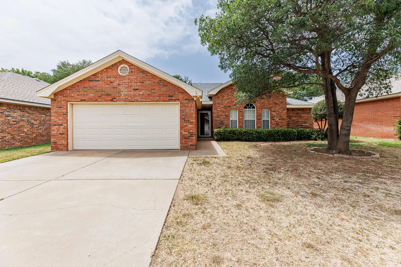 Front exterior — 6604 Belmont Avenue, Lubbock, TX 79424