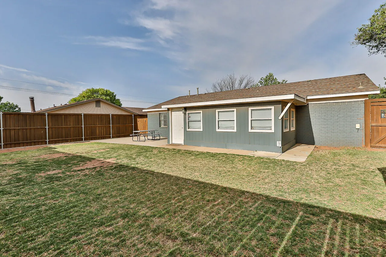 Photo 26 — 9611 Bangor Avenue, Lubbock, TX 79424