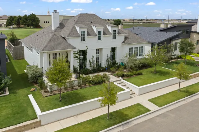 Photo 3 — 3811 128th Street, Lubbock, TX 79423