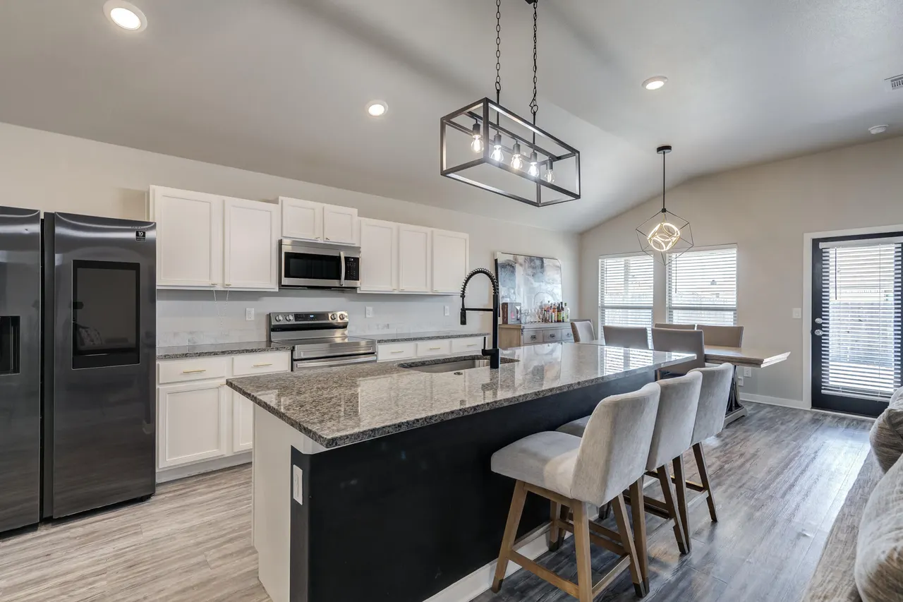 Photo 3 — 3203 Valencia Avenue, Lubbock, TX 79407