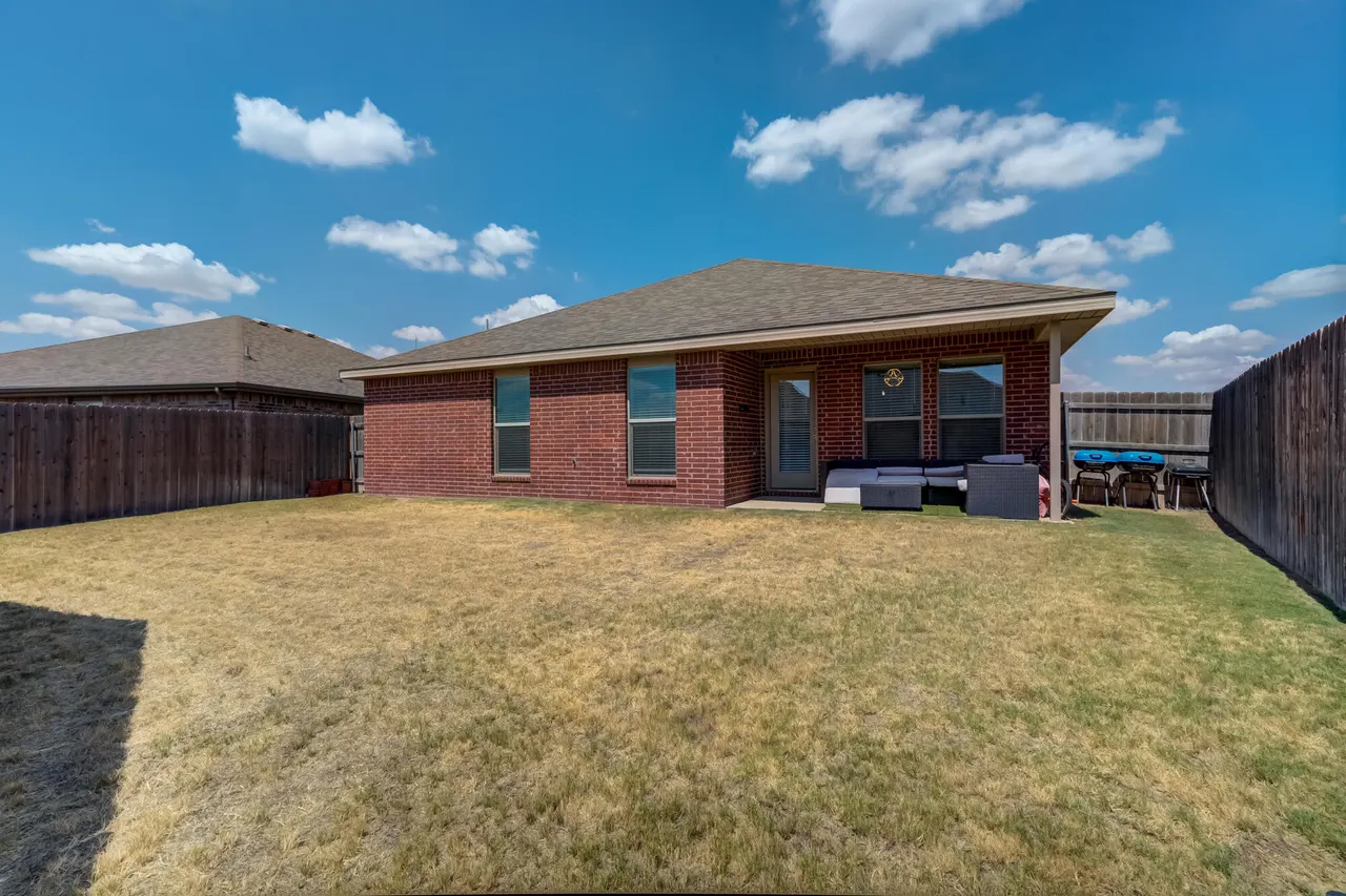 Photo 5 — 3203 Valencia Avenue, Lubbock, TX 79407