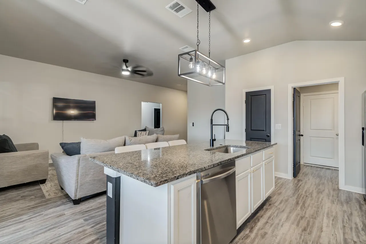 Photo 19 — 3203 Valencia Avenue, Lubbock, TX 79407