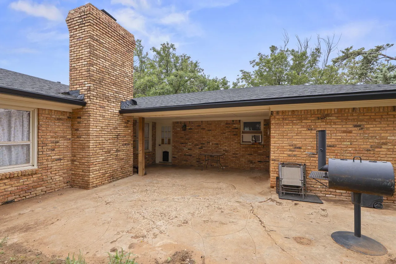 Photo 25 — 1900 N 8th Street, Tahoka, TX 79373