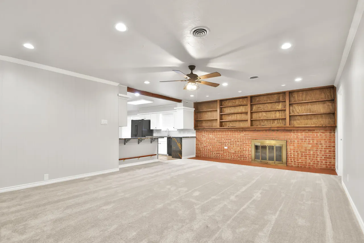 Photo 4 — 5605 Geneva Avenue, Lubbock, TX 79413