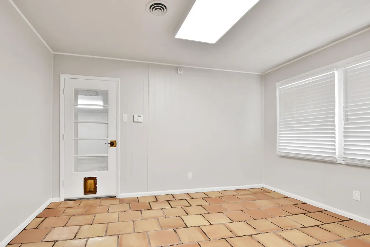 Photo 9 — 5605 Geneva Avenue, Lubbock, TX 79413