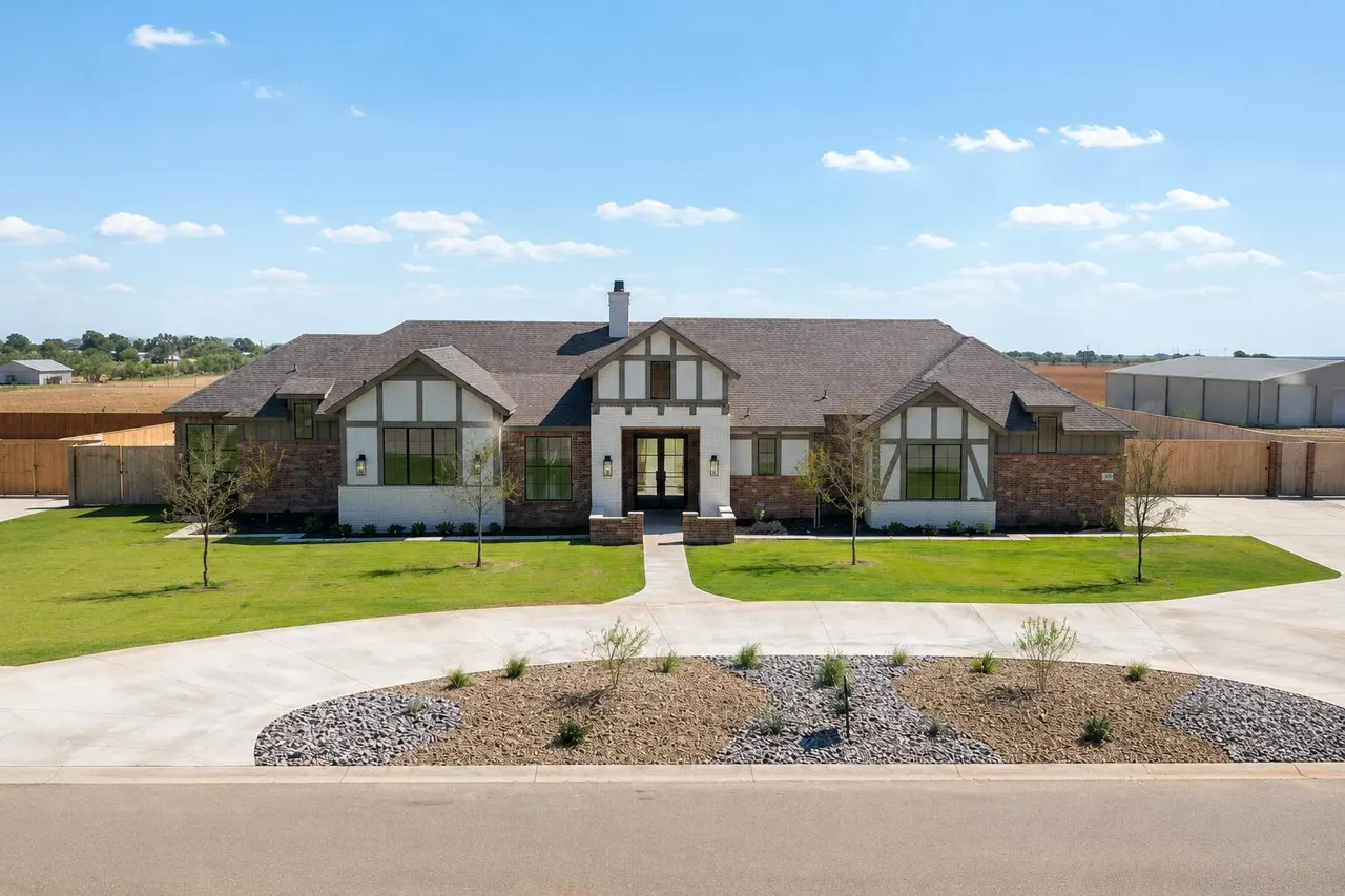 Front exterior — 5833 County Rd 7675, Lubbock, TX 79424