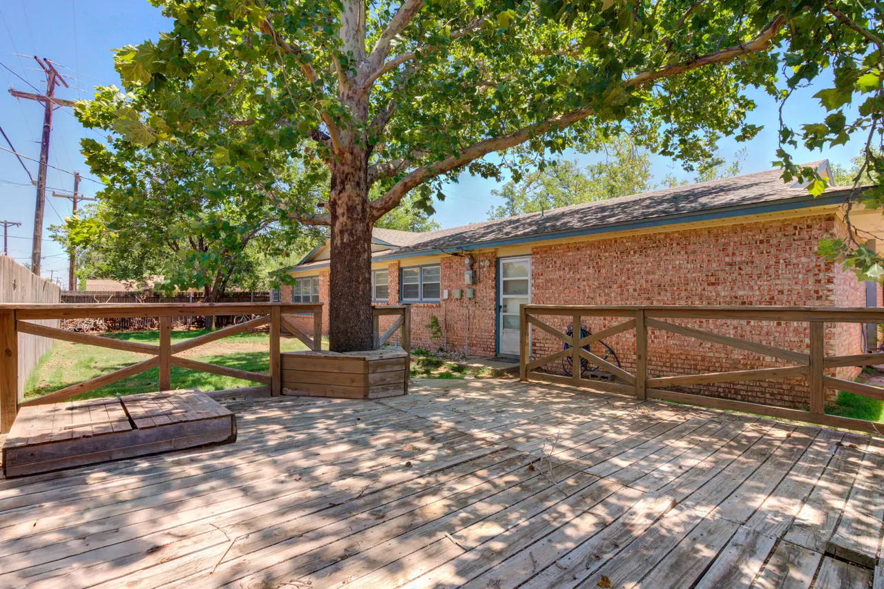 Photo 23 — 4202 52nd Street, Lubbock, TX 79413