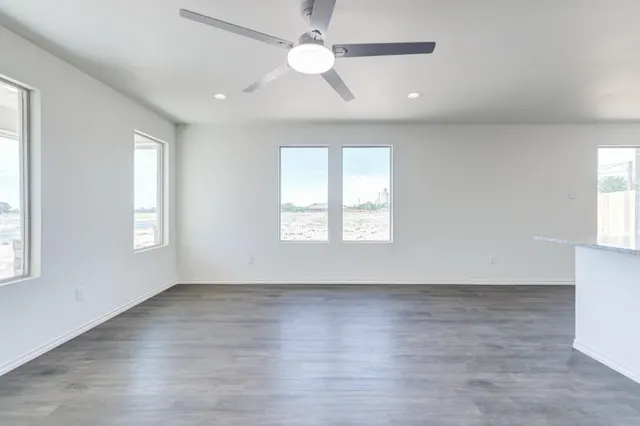 Photo 8 — 923 E Fordham Street, Lubbock, TX 79403