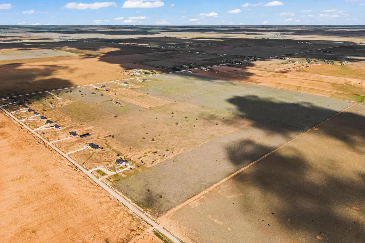 Photo 5 — 9911 County Road 5400, Shallowater, TX 79363