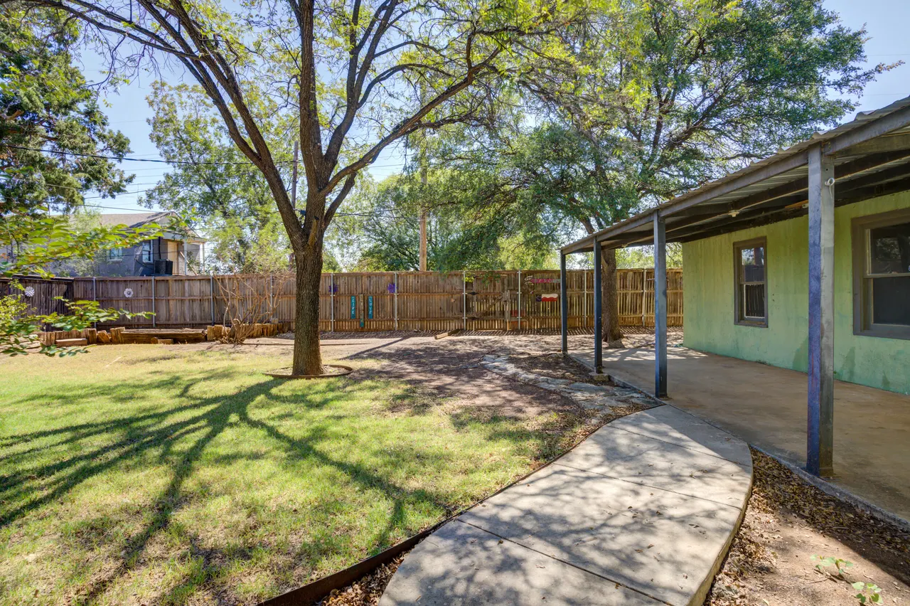 Photo 27 — 1707 31st Street, Lubbock, TX 79411