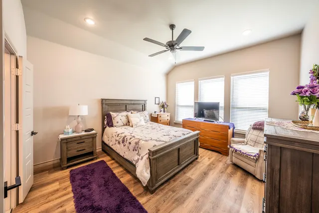 Photo 8 — 7021 25th Street, Lubbock, TX 79407