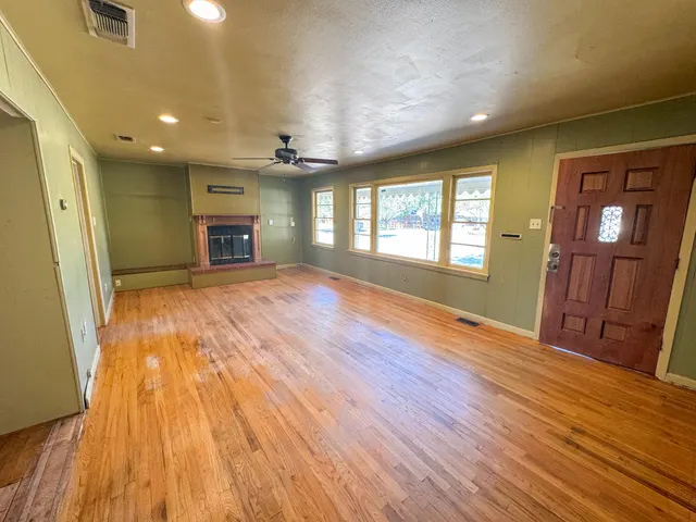 Photo 2 — 3503 39th Street, Lubbock, TX 79413
