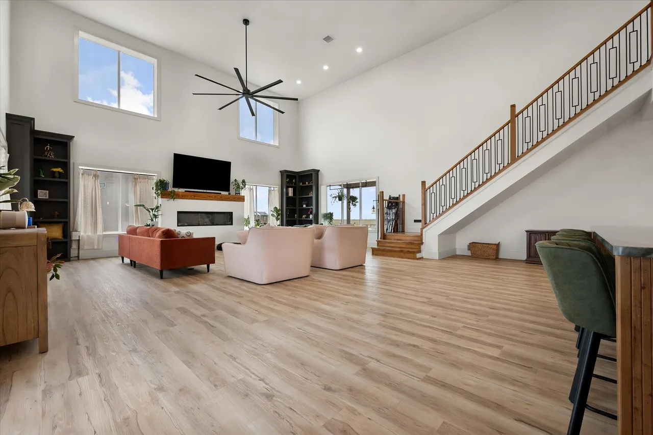 Photo 6 — 6864 Filly Road, Lubbock, TX 79407