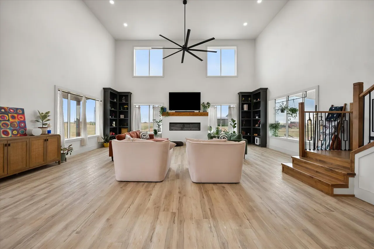 Photo 9 — 6864 Filly Road, Lubbock, TX 79407
