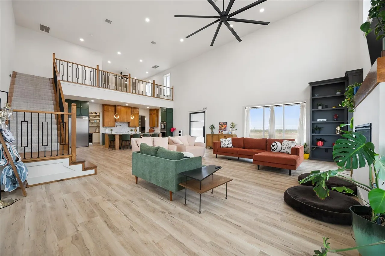 Photo 11 — 6864 Filly Road, Lubbock, TX 79407