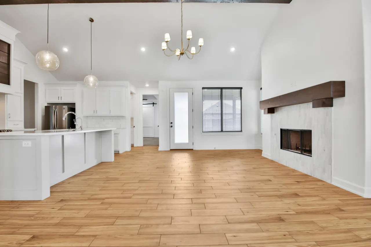 Photo 6 — 5911 Itasca Street, Lubbock, TX 79416
