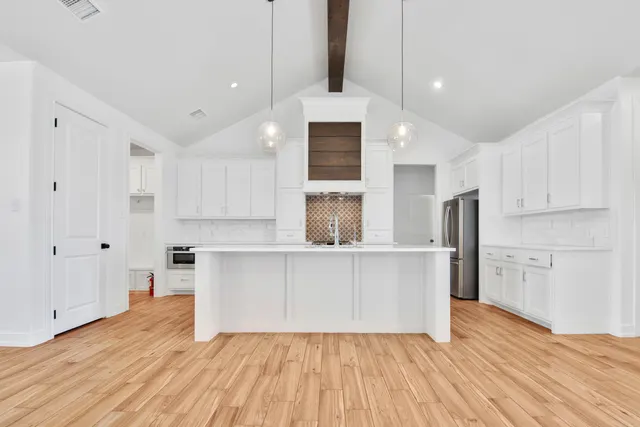 Photo 8 — 5911 Itasca Street, Lubbock, TX 79416