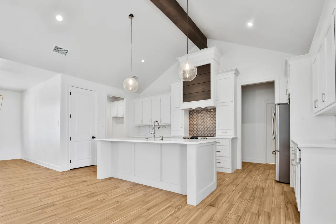 Photo 9 — 5911 Itasca Street, Lubbock, TX 79416