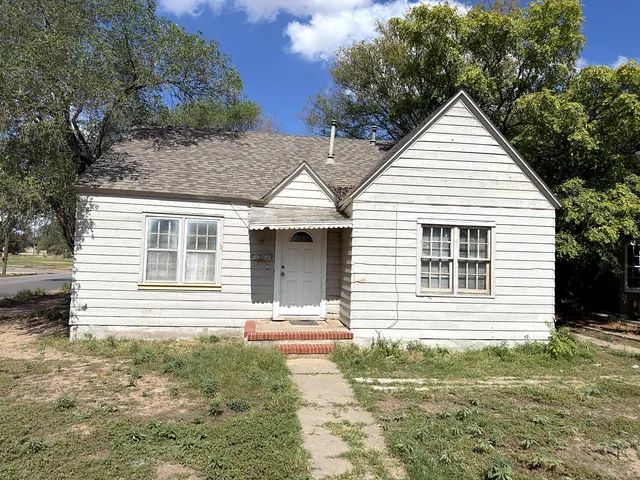 Front exterior — 1524 26th Street, Lubbock, TX 79411