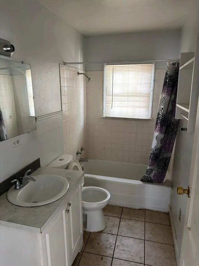 Photo 4 — 1524 26th Street, Lubbock, TX 79411