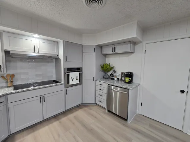 Photo 8 — 2231 S 6th Street, Lamesa, TX 79331