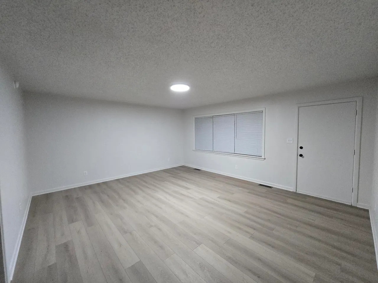 Photo 4 — 2231 S 6th Street, Lamesa, TX 79331