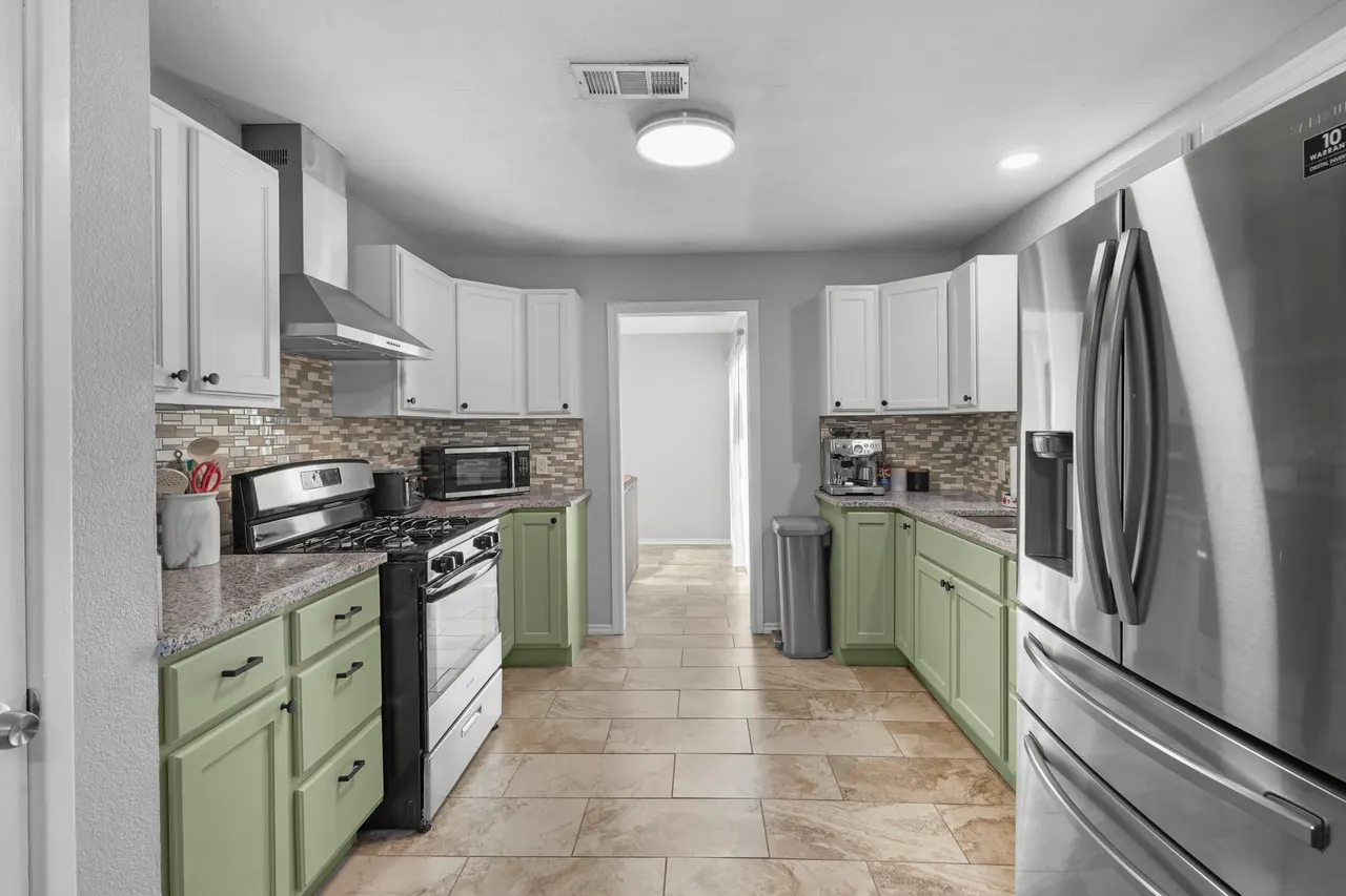 Photo 9 — 4217 E 63rd Street, Lubbock, TX 79403