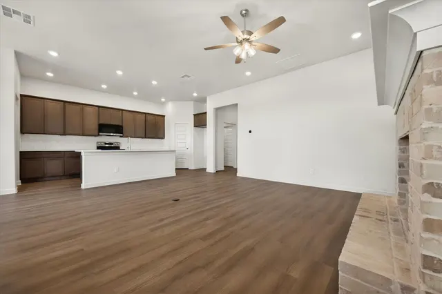 Photo 6 — 709 E 21st Street, Wolfforth, TX 79382